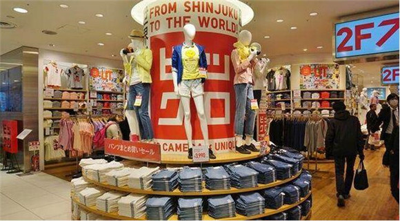 快时尚陷低谷 优衣库何以变成2016最失意的品牌