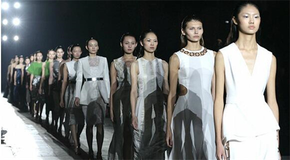 中国服装公司都跑去收购海外品牌 目的何在？