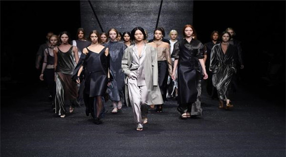 欧敏捷：独立设计师品牌只能靠自己边摔跤边长大！