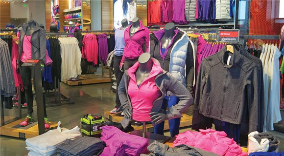 Nike在JCPenney百货开了一家“店中店” 为何？