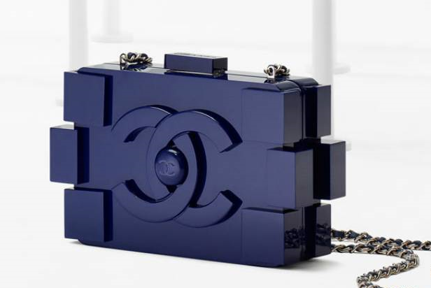 Chanel玩咖啡快闪店、推出emoji 只为吸引千禧一代