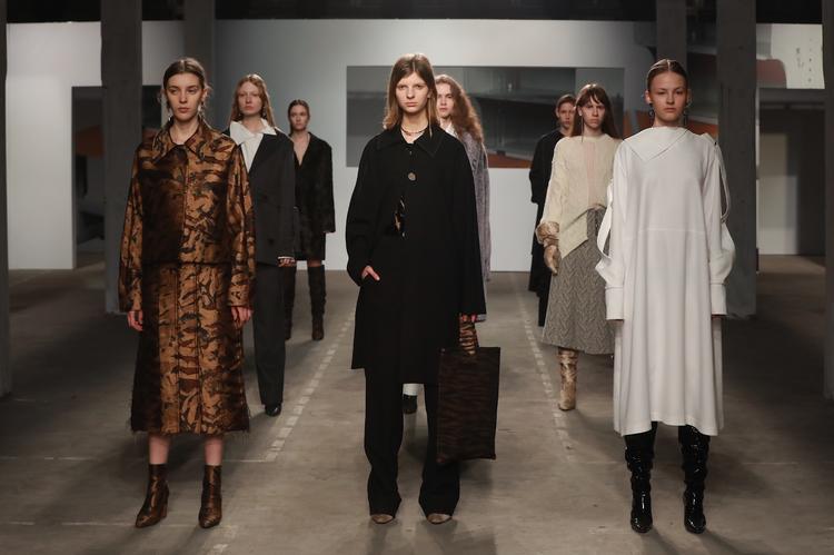 上海时装周：做设计的年轻人你们到底在想些什么？