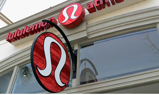 Lululemon状告安德玛抄袭文胸设计的专利及商业外观