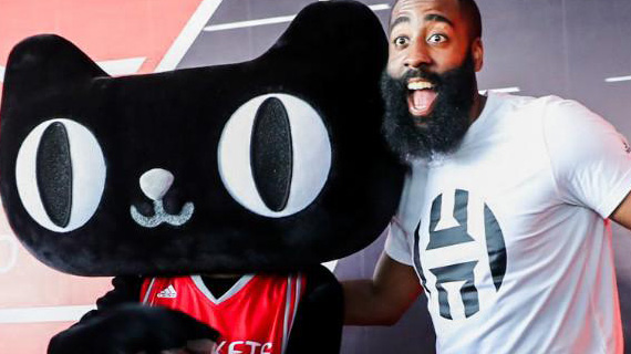 仅14小时官方旗舰店销售破亿，明星代言阿迪在行