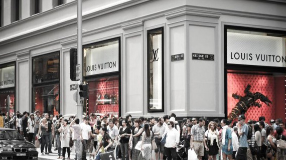 千禧一代消费者喜好难捉摸，奢侈品牌都用了哪些招？