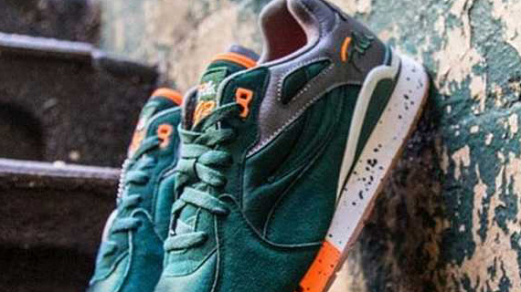 这个运动品牌又火了 推动安踏股价创新高市值逼近900亿