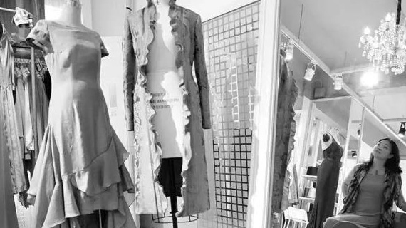 你听：来自一个设计师灵魂深处的呼唤 ——西来初地——九五丝御·邓兆萍2018春夏时装发布会