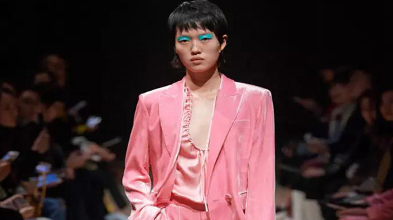 明年进入10亿元俱乐部，这个国内最时髦的女装品牌是怎么做到的？