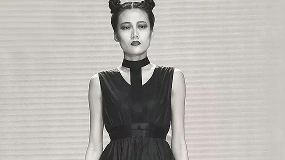 Autopsy of a dress（可逆和解构）—乌克兰设计师专场秀