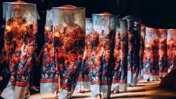 林进亮，标签的缔造与运营