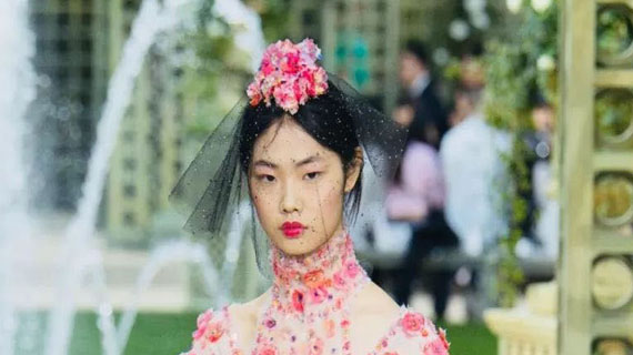 超模康思佳 Chanel Spring 2018 Couture