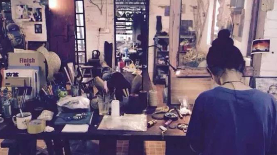 设计师梦想需要更多的付出及其努力，为梦想而奋斗