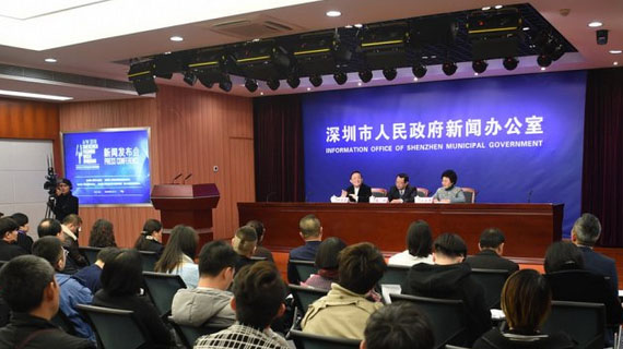 全球大秀来啦！深圳时装周 2018 秋冬系列 3 月启幕