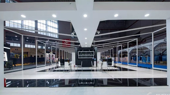 【联展.聚焦】如意集团震撼登陆CHIC2018春展：构建国际时尚矩阵 复兴民族品牌梦想