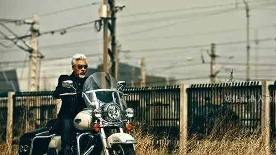 九天潮流资讯（18）——有种魅力叫“大叔”,完胜小鲜肉,越老越有型！