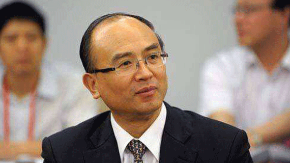 许勤主持召开省政府常务会议审议通过《河北省服装产业转型升级行动方案》