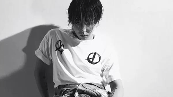 在说唱圈火到爆的珠宝首饰，杀进 LVMH 总决赛，陈冠希正在力捧！