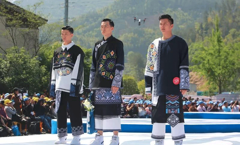 2018第四届中国(浙江)畲族服饰设计展演在景宁举行