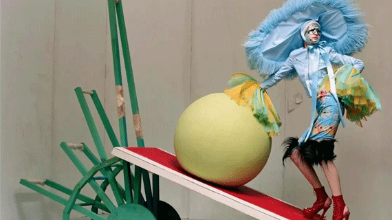 海盗爷约翰·加利亚诺迪奥时代10年58场发布会6000+高清秀场大图免费大放送！经典造型大回顾！