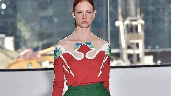 私密分享第一弹！“红配绿”如何穿出时尚感