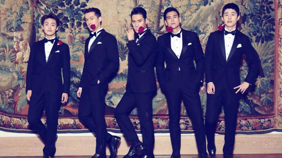 这个男人只凭两个字，就征服了胡歌/王凯/杨洋/吴秀波/黄磊/徐峥&hellip;&hellip;