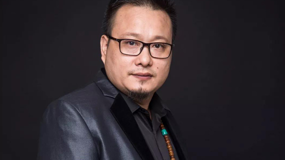 广东时装周丨爱丽斯.陈|旗旗衣语·胡文伟：秀出新风采，引爆新潮流