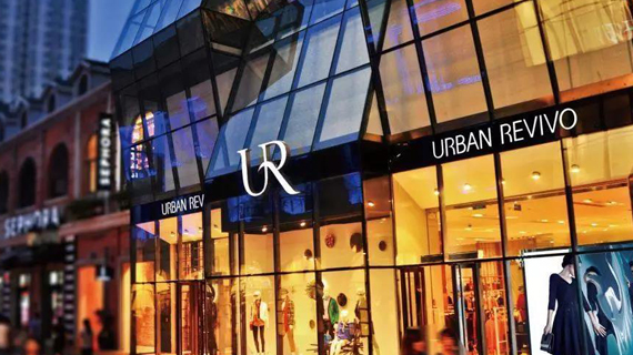 这个中国最牛快时尚品牌告诉你：橱窗这样做，销量翻了不止1倍！