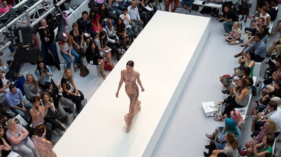 2018年上半年纺织服装专业市场运行分析