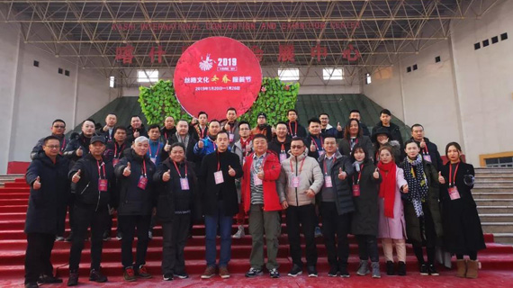 援疆好礼丨送礼送得有故事，过年把爱带回家~