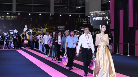 十年打造“金肚兜奖”，内衣行业“奥斯卡”含金量压手