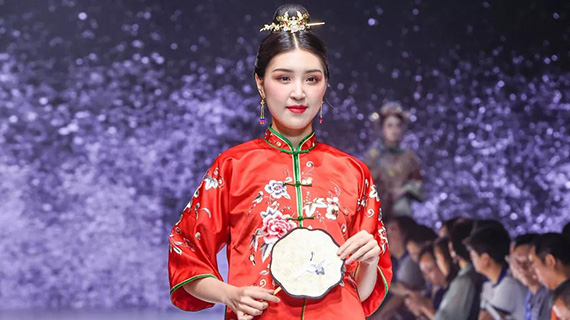 安排，都安排！2019首届中国成都大学生时装周活动日程安排来啦！