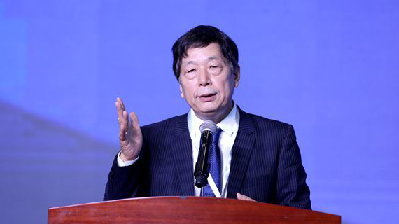 李刚：抓住“产能为王”时代机遇 实现河南服装万亿产业目标