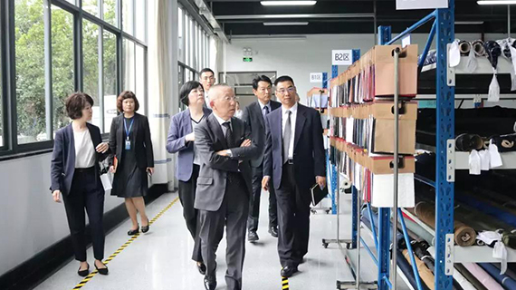 优衣库董事长柳井正访问晨风 诠释什么是相濡以沫，互利共赢！