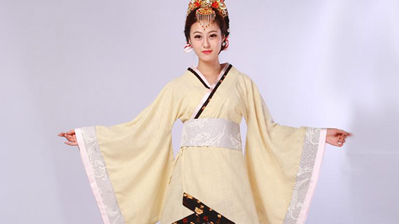 满大街穿汉服的95后，文化复兴会在他们身上实现吗？