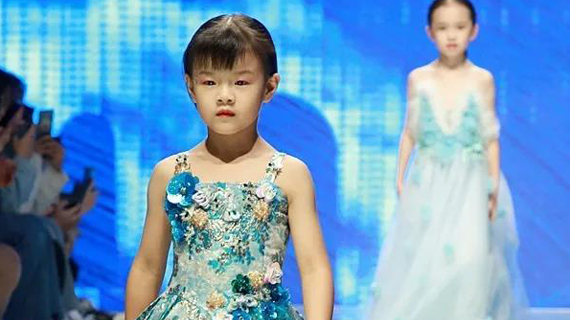 2019宁波时尚节 压轴秀：Nicole 傅素琴 蓝黛丹尼