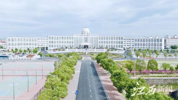 江西服装学院主动作为服务于都纺织服装产业转型升级