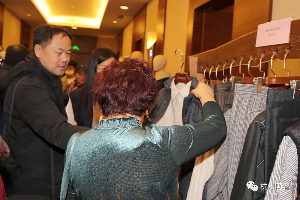 顶尖时尚导演携手全国十佳超模，DKLTJU大秀闪耀京城