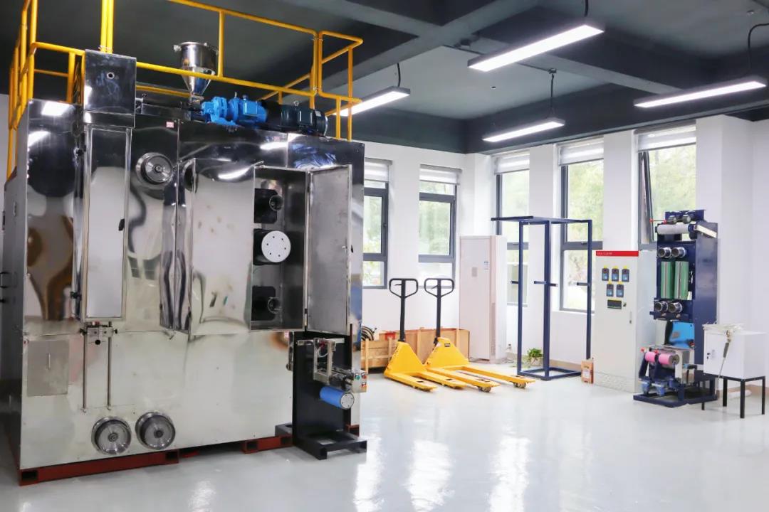 数智丨1比1建模 机器人巡检…浙江这家服装工厂要做“元宇宙”