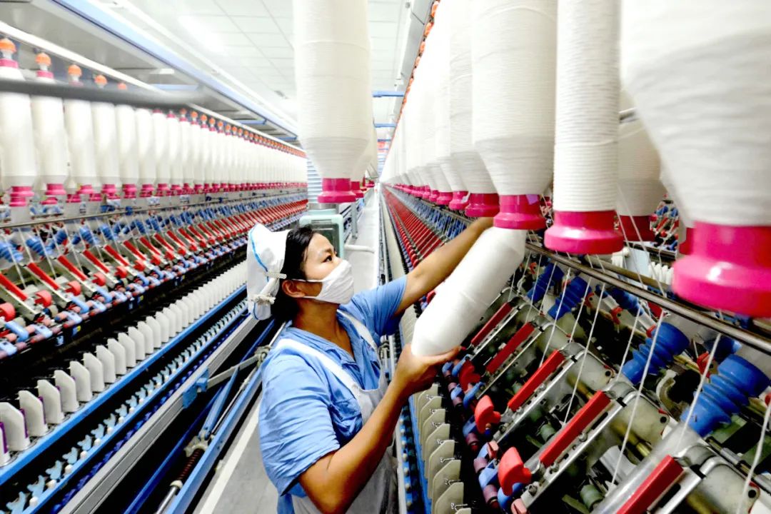 热点 | 精工细作展工匠精神，曼彻斯特大学-曼彻斯特时装学院举行线上作品发布