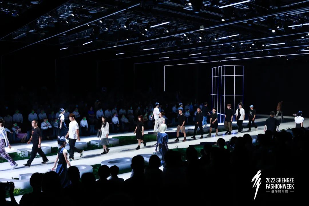 动态丨县长会长签协议 服装版图拓新域——宁陵纺织服装扬帆起航