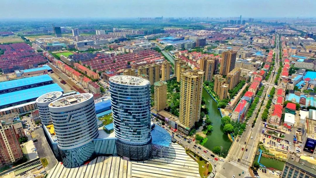 大力培养“数字工匠”  推动数字中国建设